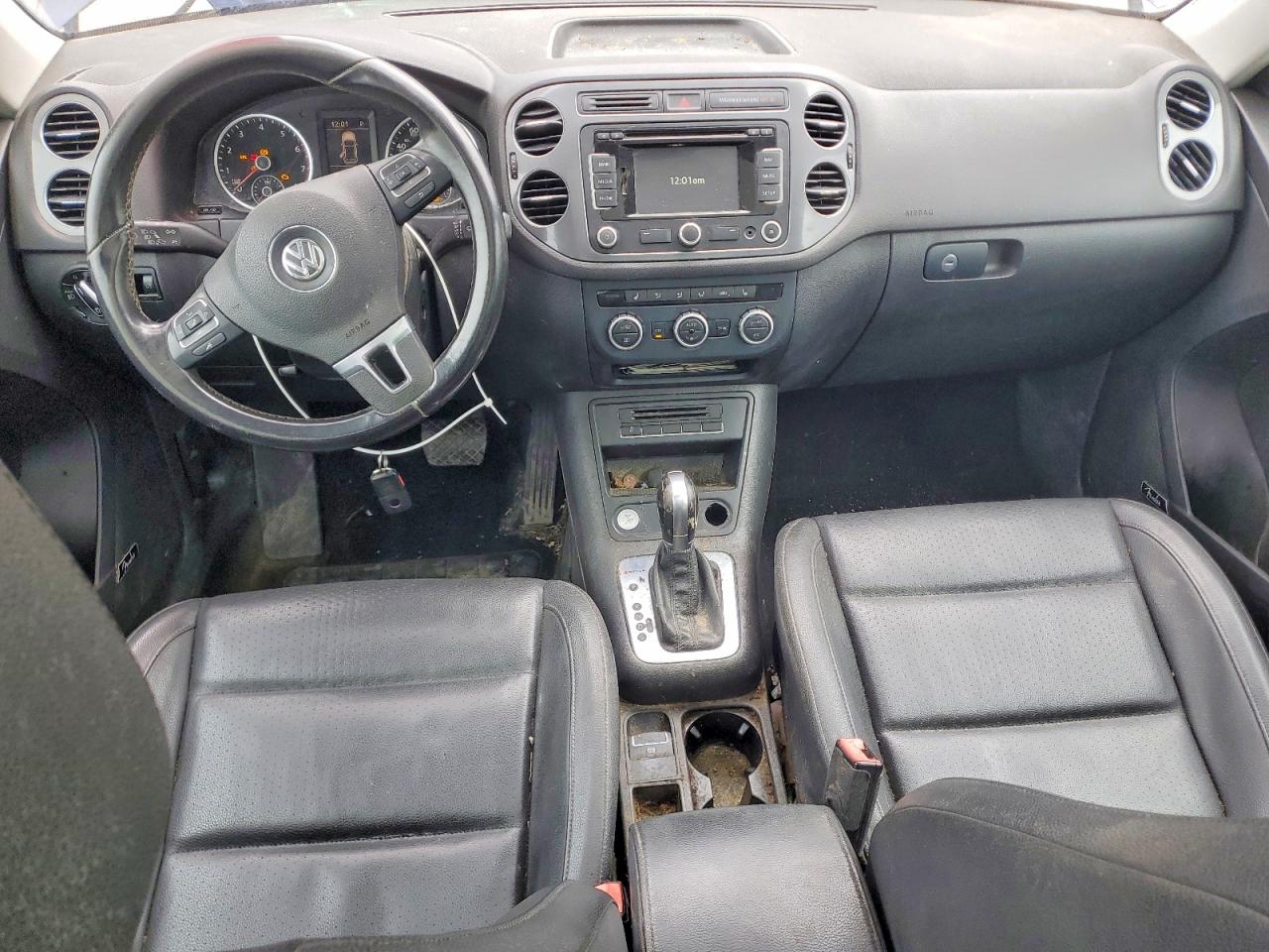 Volkswagen Tiguan S