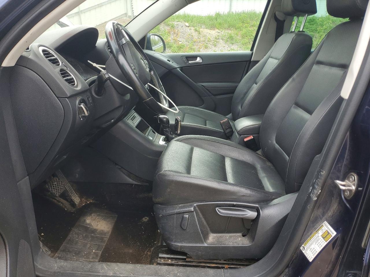 Volkswagen Tiguan S