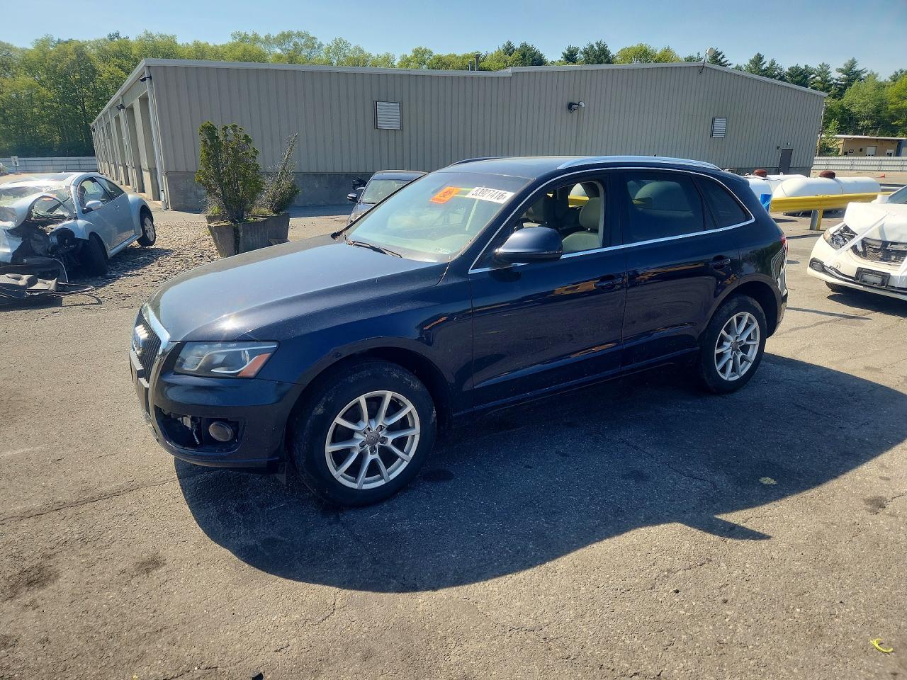 Salvage Audi Q5 Image