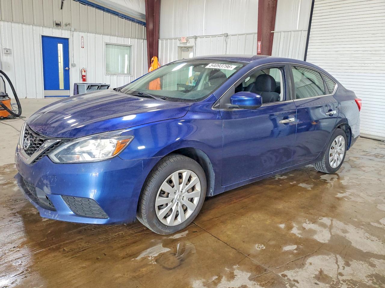 Salvage Nissan Sentra Image