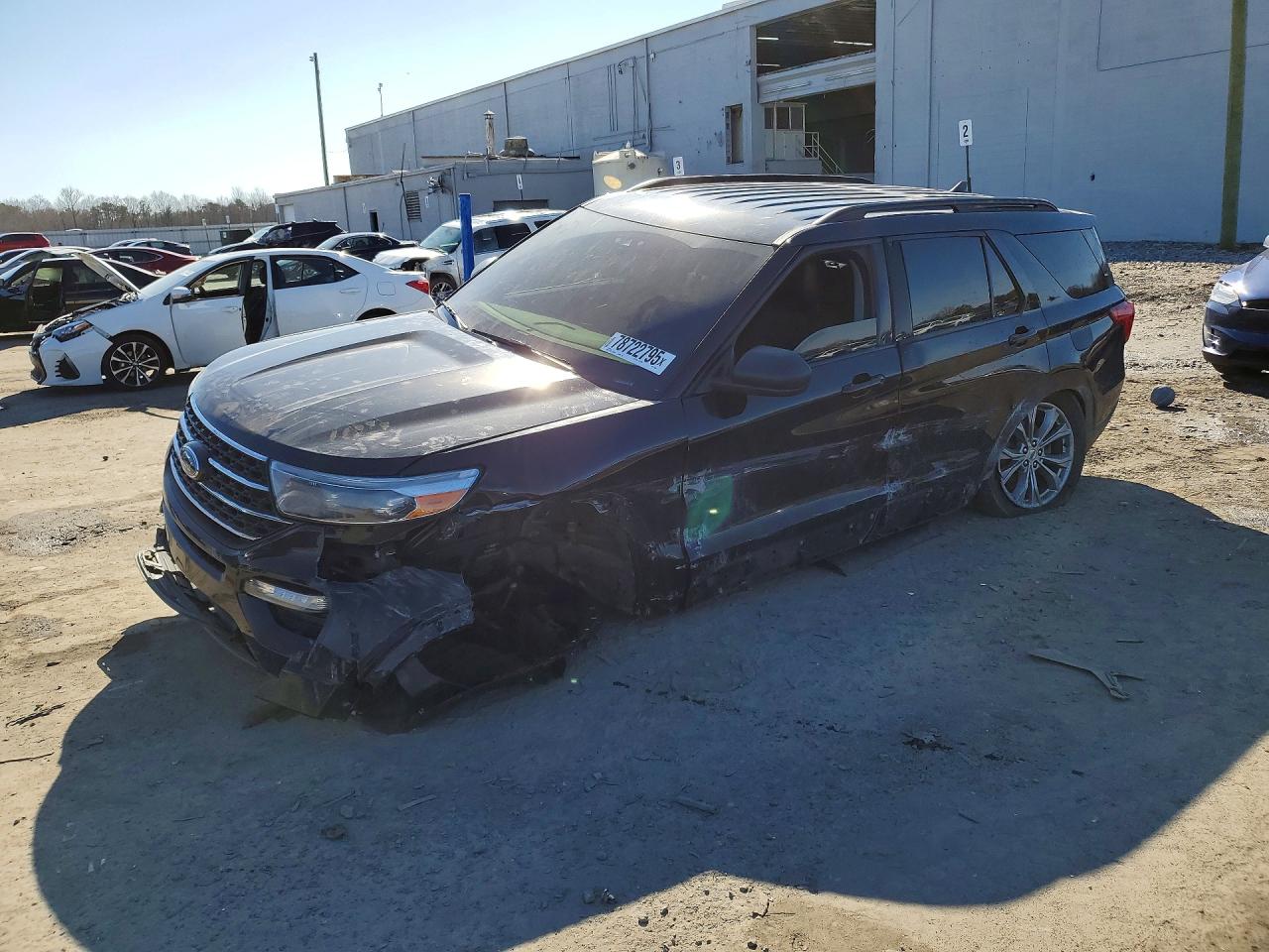 Salvage Ford Explorer Image