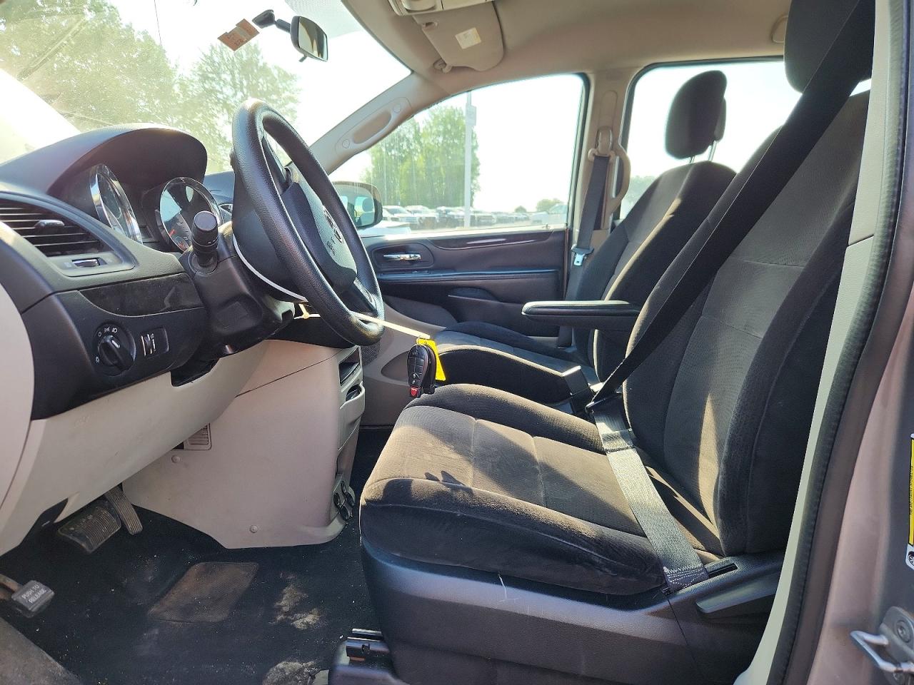 Dodge Caravan Se