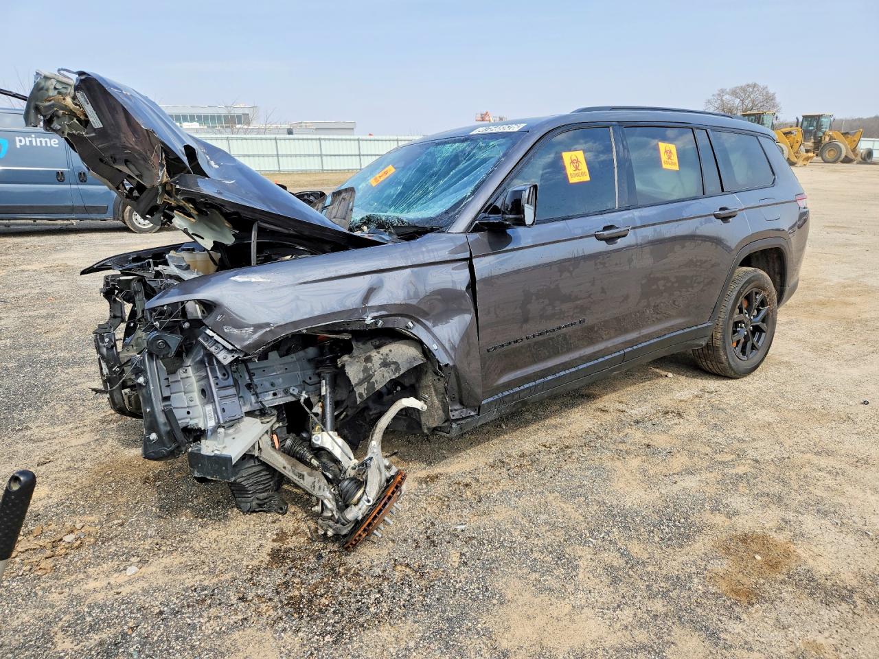 Salvage Jeep Cherokee Image