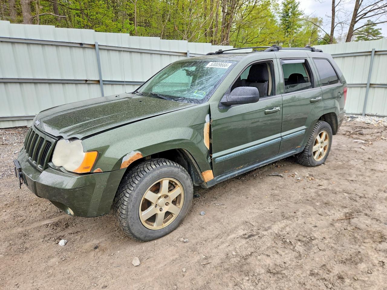 Salvage Jeep Grand Cherokee Image