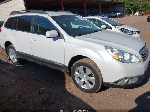 Salvage Subaru Outback Image