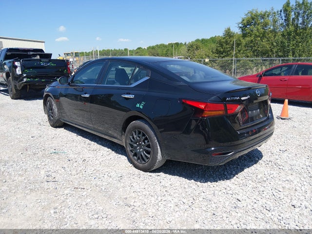 Nissan Altima S Fwd