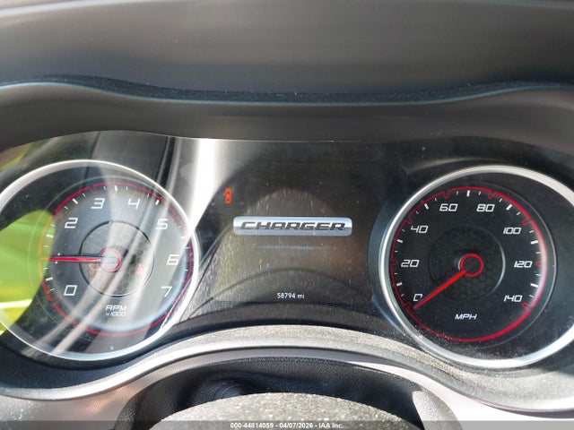 Dodge Charger Sxt