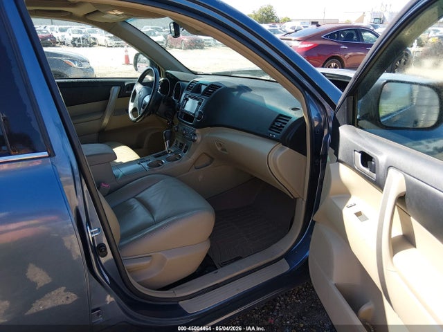 Toyota Highlander Se V6