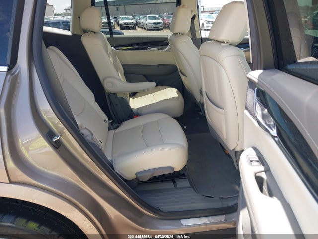 Cadillac XT6 Fwd Premium Luxury
