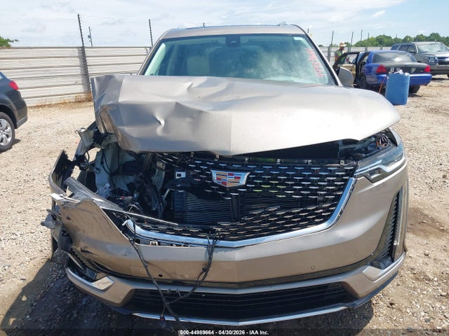 Cadillac XT6 Fwd Premium Luxury