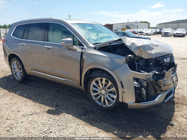 Salvage Cadillac XT6 Image