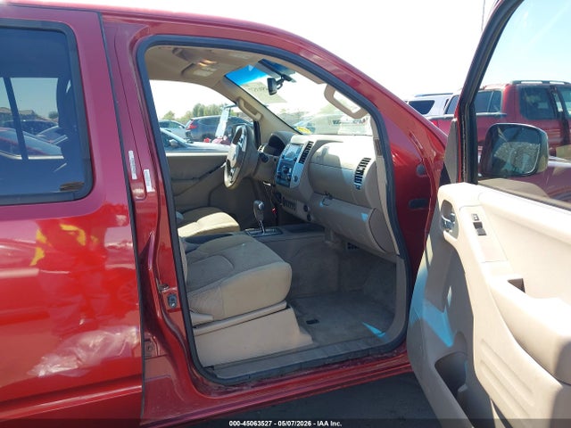 Nissan Frontier Sv