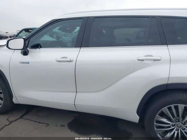 Toyota Highlander Hybrid Platinum