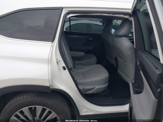 Toyota Highlander Hybrid Platinum