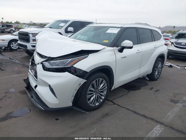 Toyota Highlander Hybrid Platinum