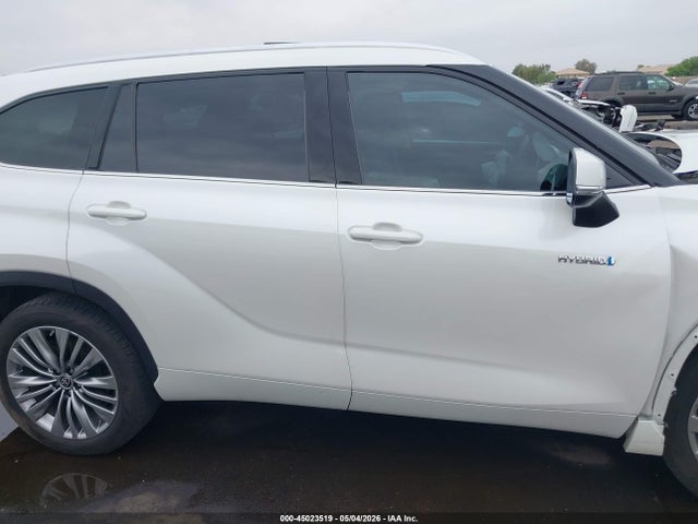 Toyota Highlander Hybrid Platinum
