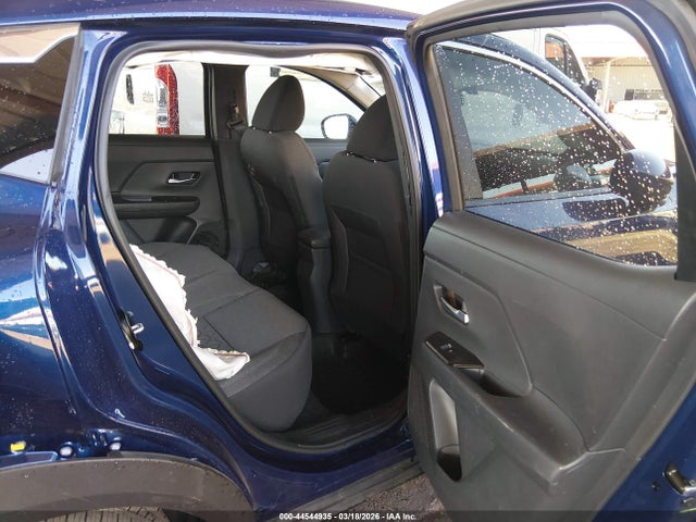 Nissan Kicks Sv Fwd