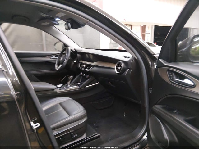 Alfa Romeo Stelvio Ti Awd