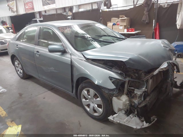 Salvage Toyota Camry Image