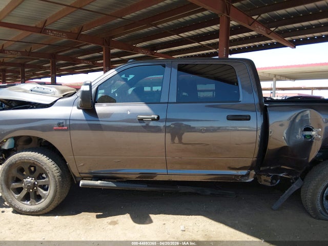 Ram 2500 Black Express  4x4 6'4 Box