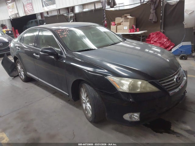 Salvage Lexus Es Image