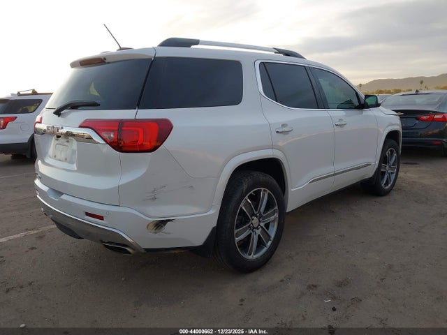 GMC Acadia Denali