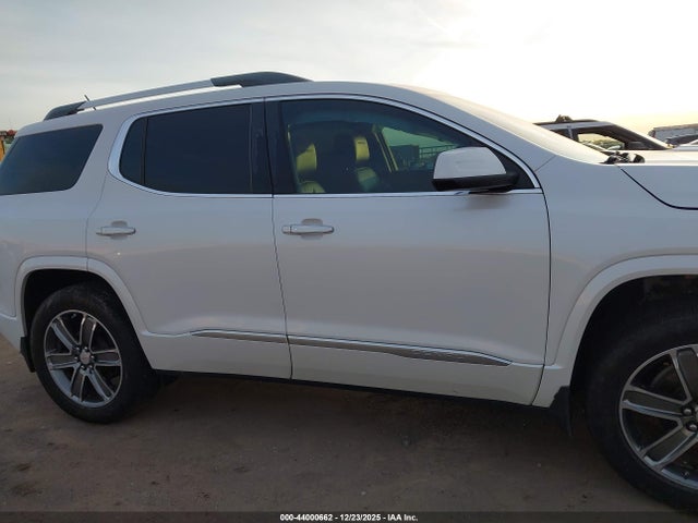 GMC Acadia Denali