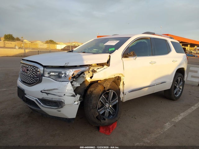 GMC Acadia Denali