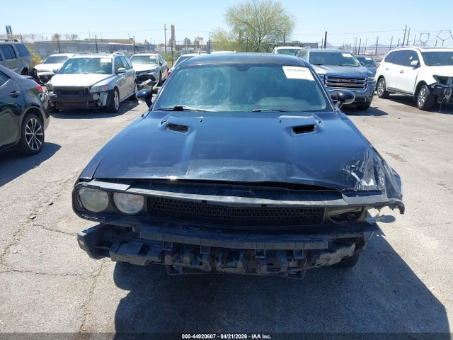 Dodge Challenger Se