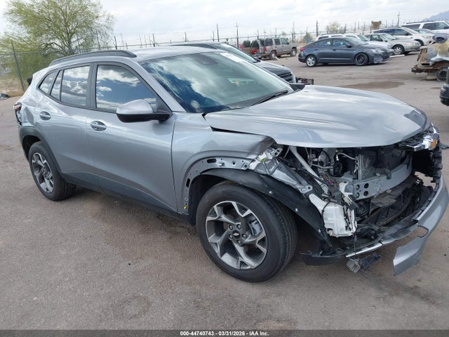 Salvage Chevrolet Trax Image