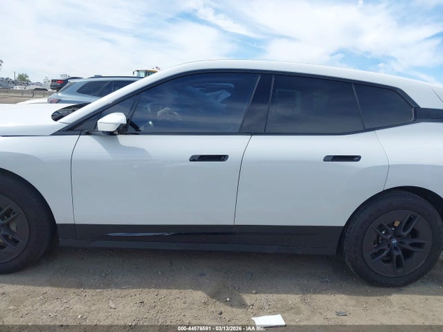 BMW iX Xdrive50