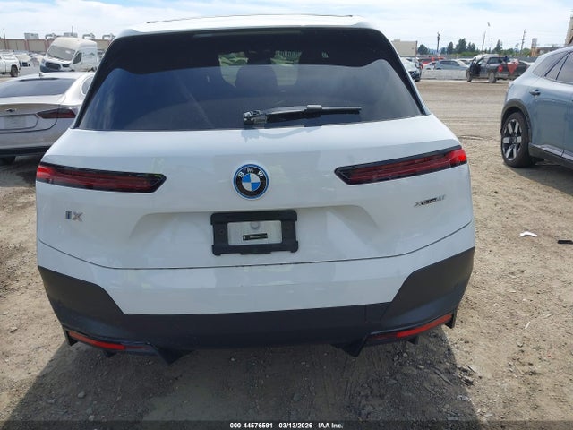 BMW iX Xdrive50