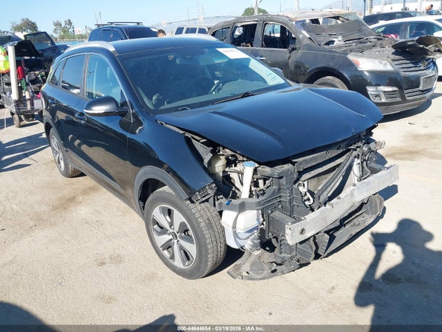 Salvage Kia Niro Image