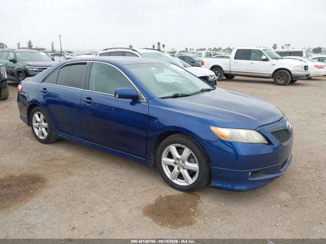 Salvage Toyota Camry Image