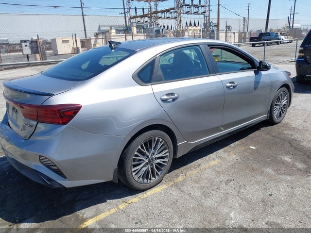 Kia Forte Gt-line