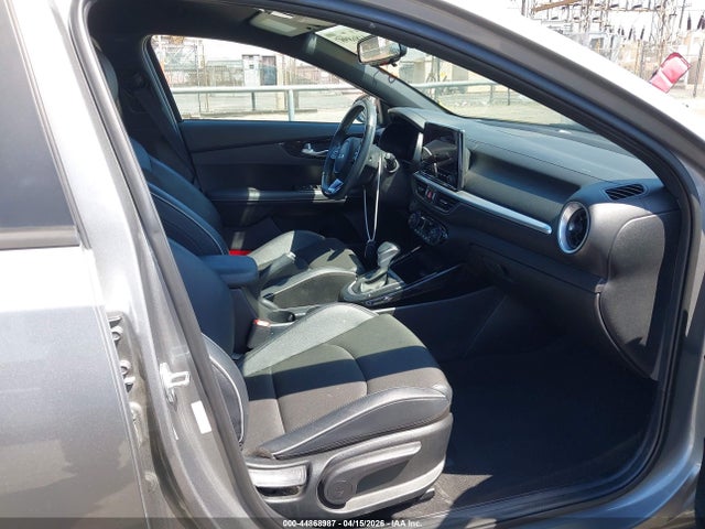 Kia Forte Gt-line
