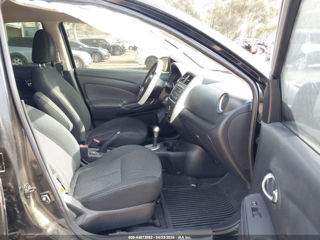 Nissan Versa 1.6 Sv