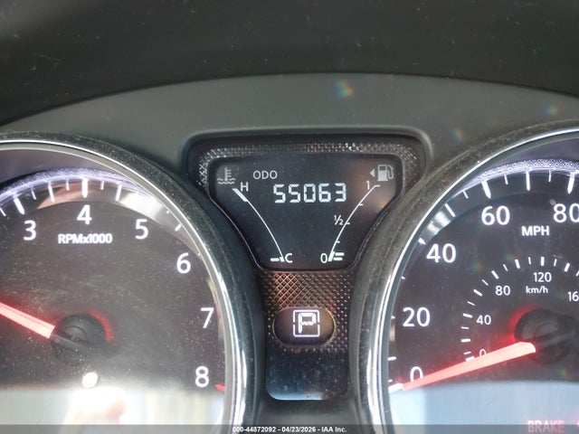 Nissan Versa 1.6 Sv