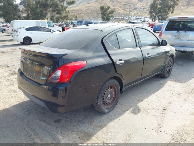 Nissan Versa 1.6 Sv