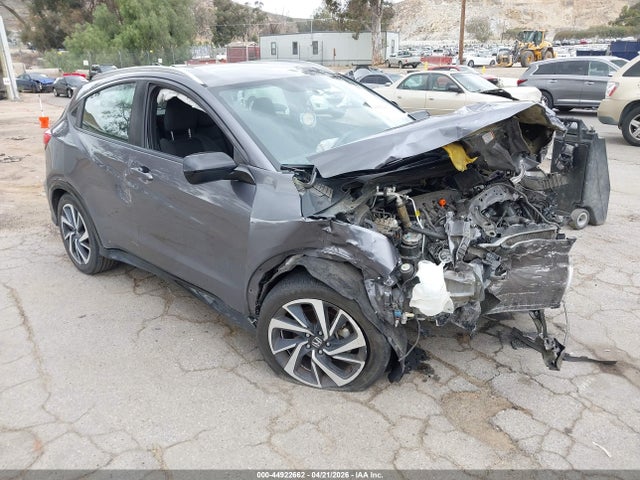 Salvage Honda HR-V Image