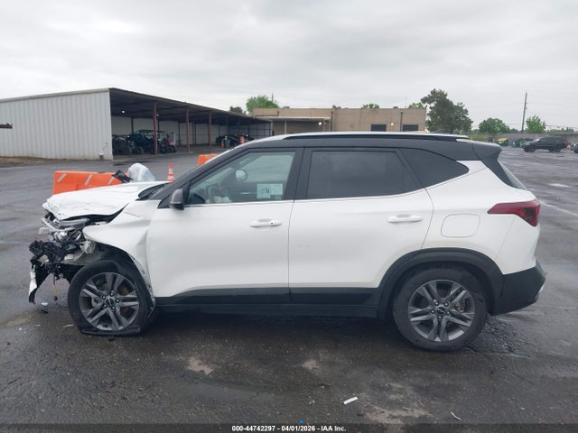 Kia Seltos S