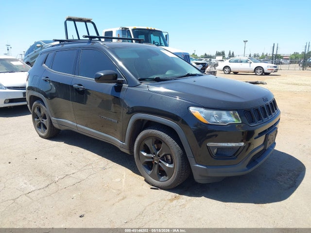 Salvage Jeep Compass Image