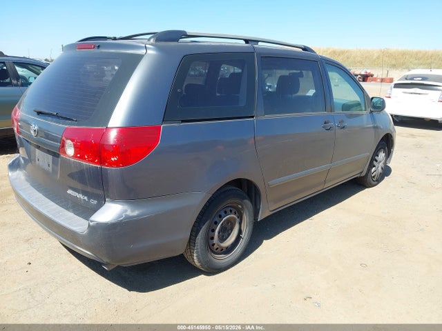 Toyota Sienna Ce