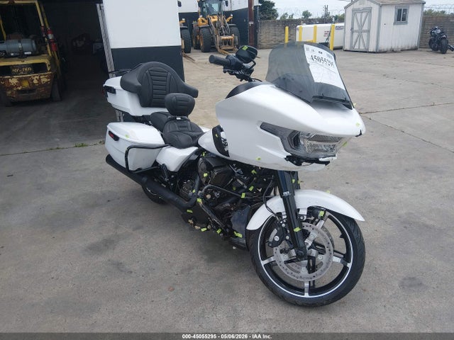 Salvage Harley-Davidson Fltrx Image