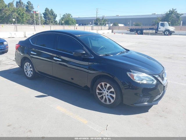Salvage Nissan Sentra Image