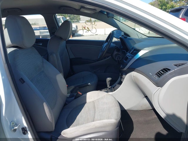 Hyundai ACCENT Gs