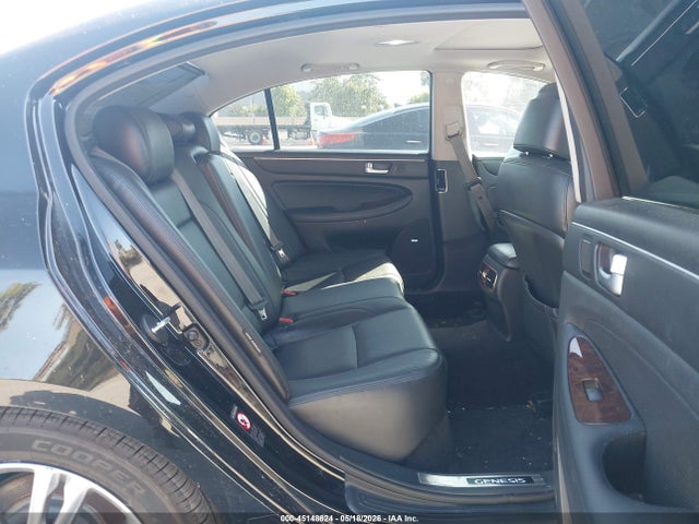 Hyundai Genesis 5.0