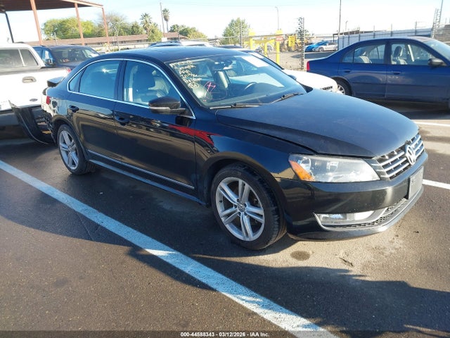 Salvage Volkswagen Passat Image