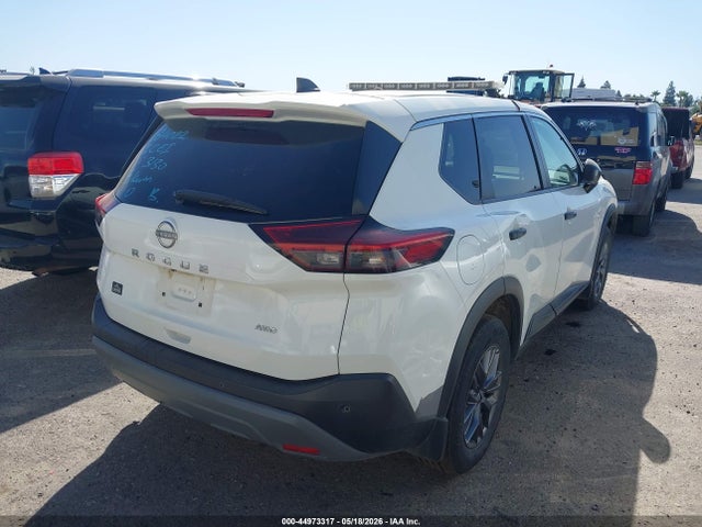 Nissan Rogue S Intelligent Awd