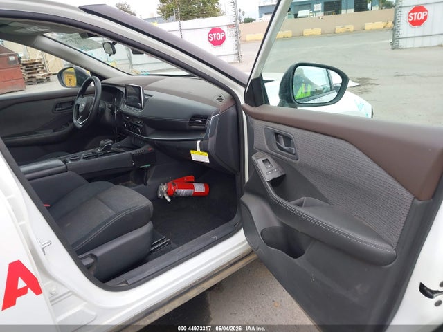 Nissan Rogue S Intelligent Awd